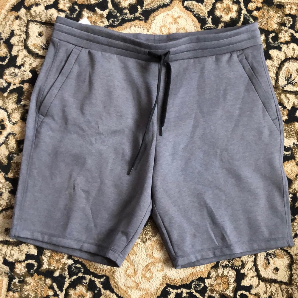 32 Degrees Cool Men’s Gray Shorts